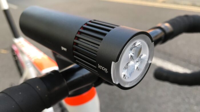 Knog PWR Road Framlampa 700 lummen - Bild 4